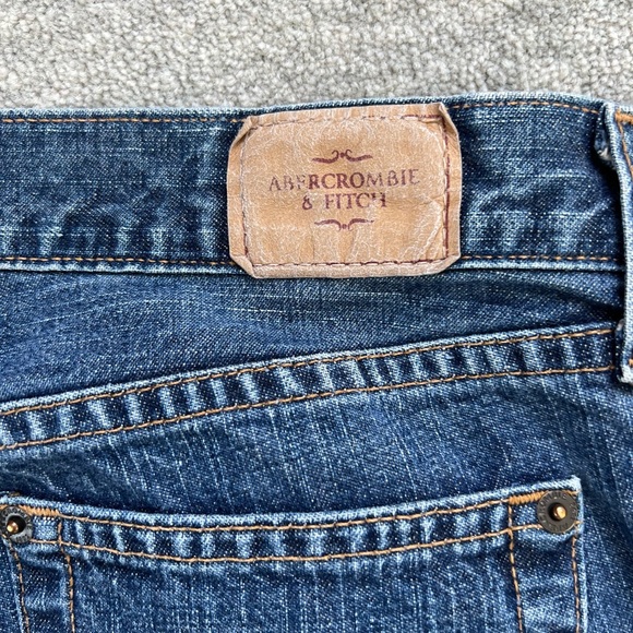 Abercrombie & Fitch Button Fly Flare Jeans - Picture 8 of 8